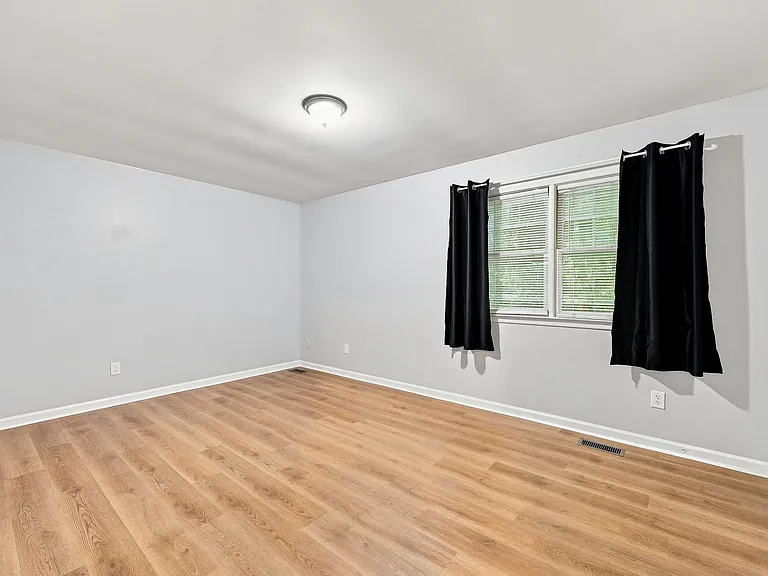839 Dalewood Dr — Photo 17