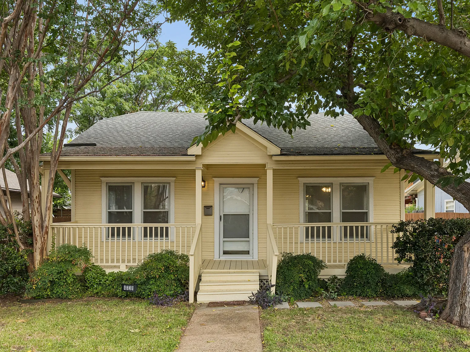 3 bed, 1100 sqft, $1,850 — Photo 3