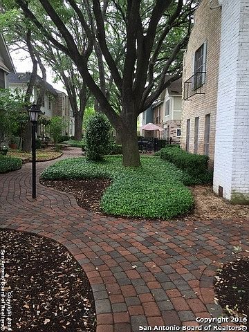 1st image of 2811 Woodbury Dr