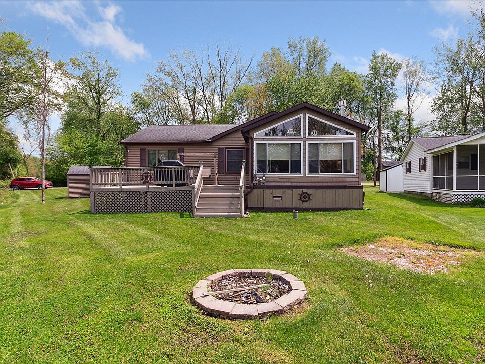 1st image of 204 Crockett Dr