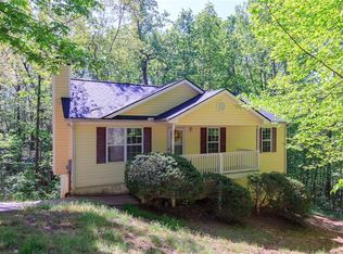 107 Lake Rd, Dawsonville, GA 30534
