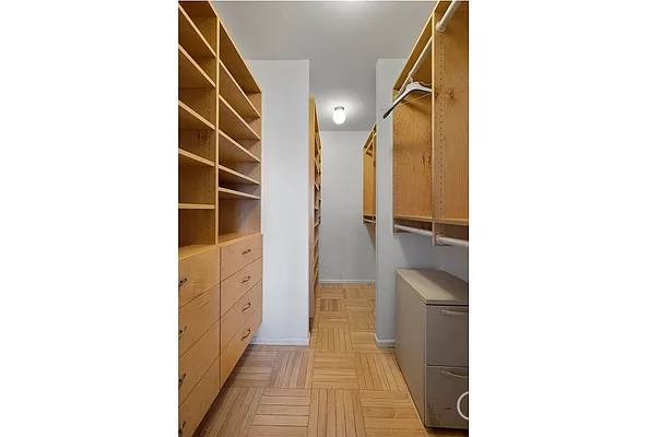 Sold by City Connections Realty | media 22