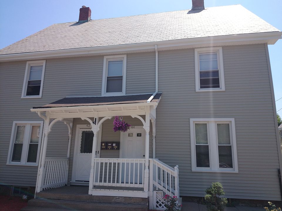 2nd image of 44 Winship St