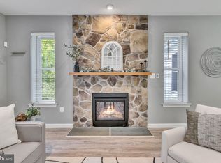 1631 Colonial Oak Ct, Huntingtown, MD 20639