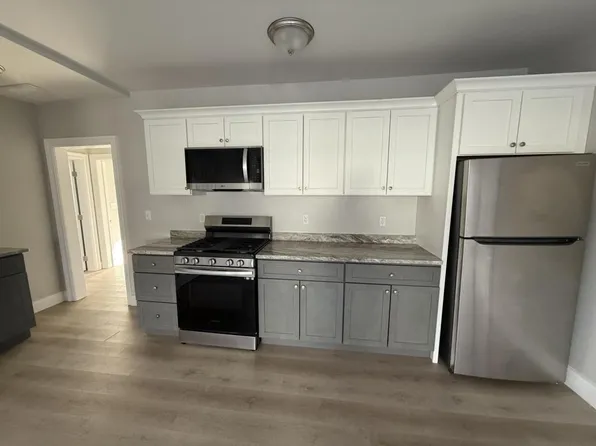 72 Belmont St Floor 3, Fall River, MA 02720