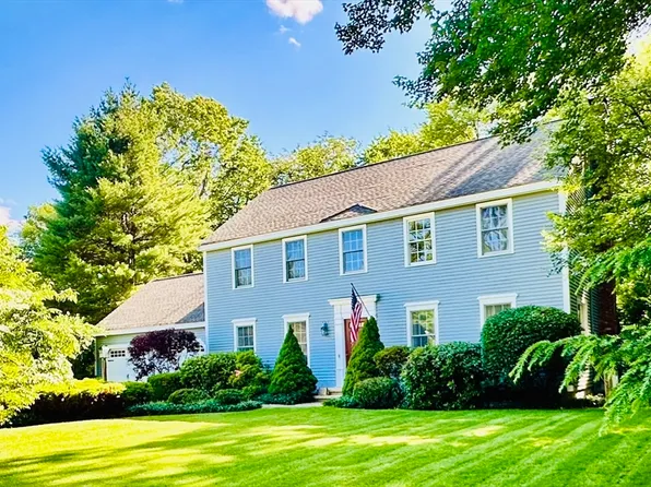 115 Meadow Ln, Boxboro, MA 01719