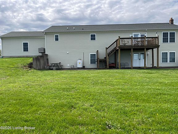 4th image of 1568 Bray Ridge Rd
