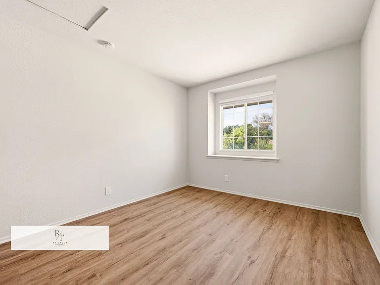 20926 Brookline Dr — Photo 26