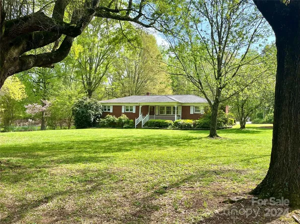 5825 Enochville School Rd, Kannapolis, NC 28081