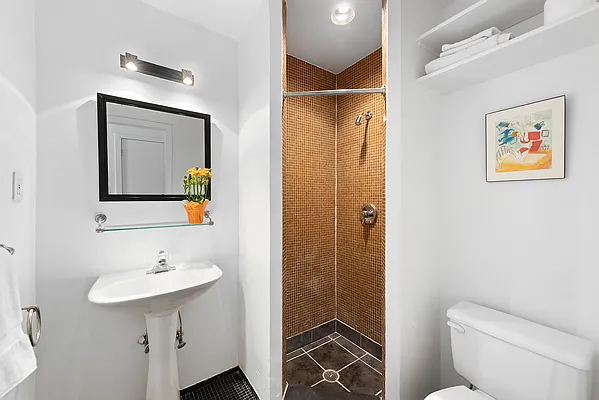 Rented by Douglas Elliman | media 7