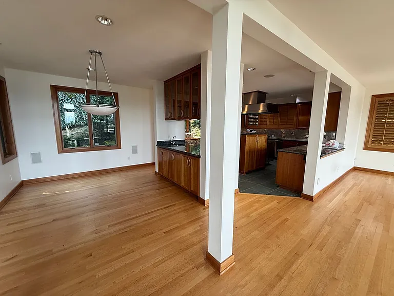7275 N Mercer Way — Photo 24