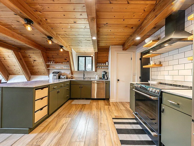 357 Sierra Dr — Photo 14