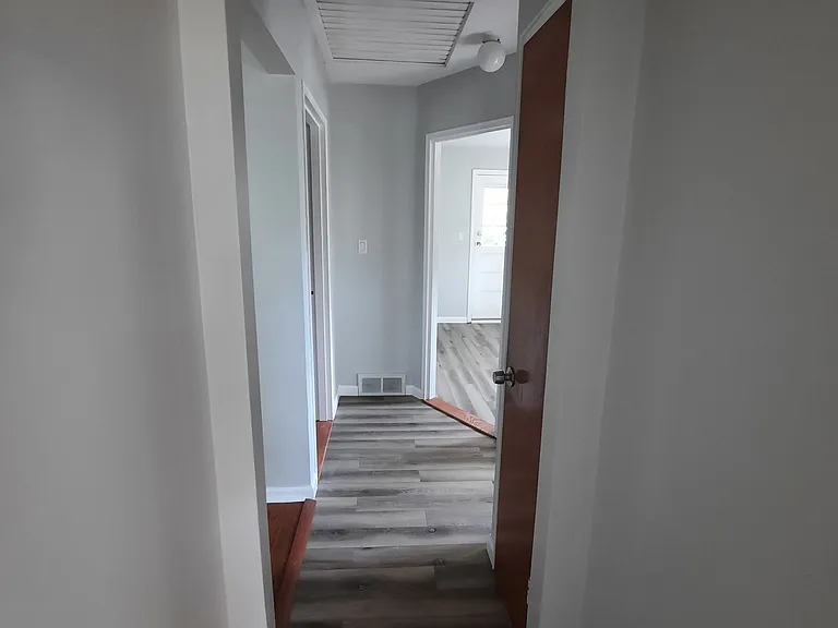 68 7th St #68 — Photo 2