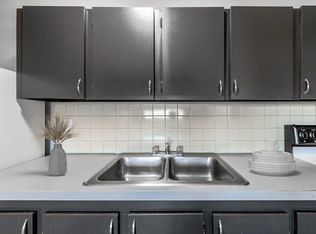 Alphada Place Apartments, Akron, OH 44310