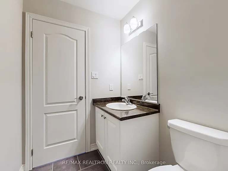 7 Zenyatta Ln — Photo 39