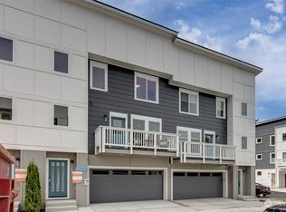 17722 80th Ave NE #B103, Kenmore, WA 98028