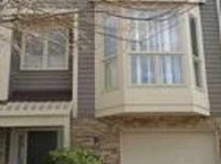 11 Taverngreen Ct, Baltimore, MD 21209