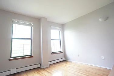 Rented by Nest Seekers International