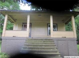 921 Rutledge Dr, Midfield, AL 35228