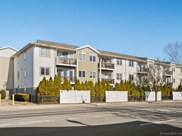 3250 Fairfield Avenue APT 225, Bridgeport, CT 06605