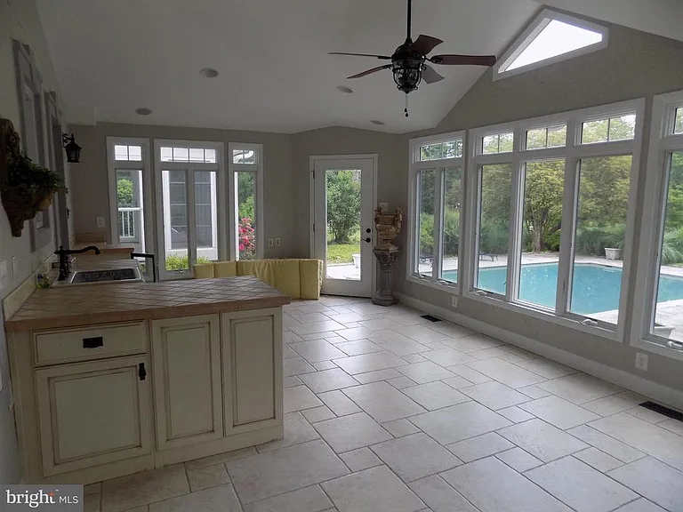 313 Glenville Rd — Photo 15