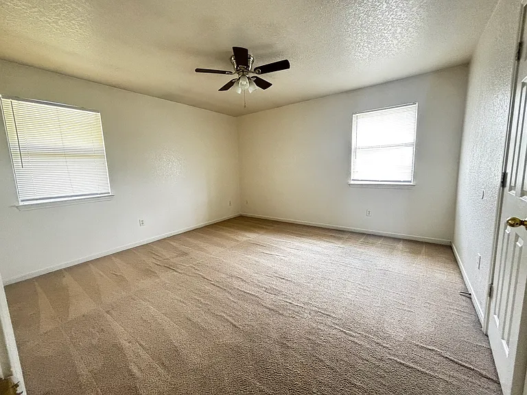 436 County Road 4616 — Photo 7