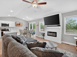 113 S Walnut Dr, Norwalk, IA 50211