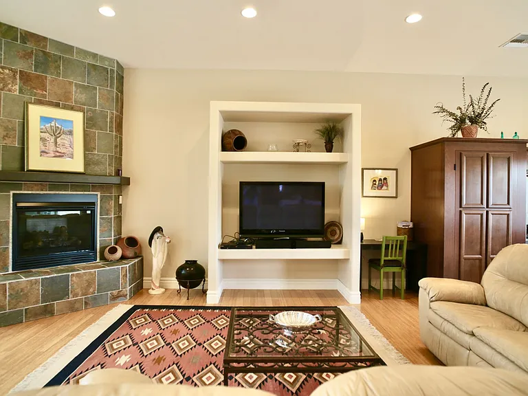 3900 N Camino Blanco #1 — Photo 30