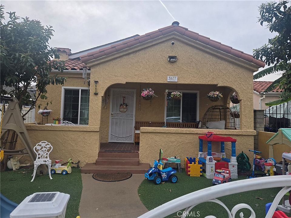 2nd image of 5557 Olive Ave