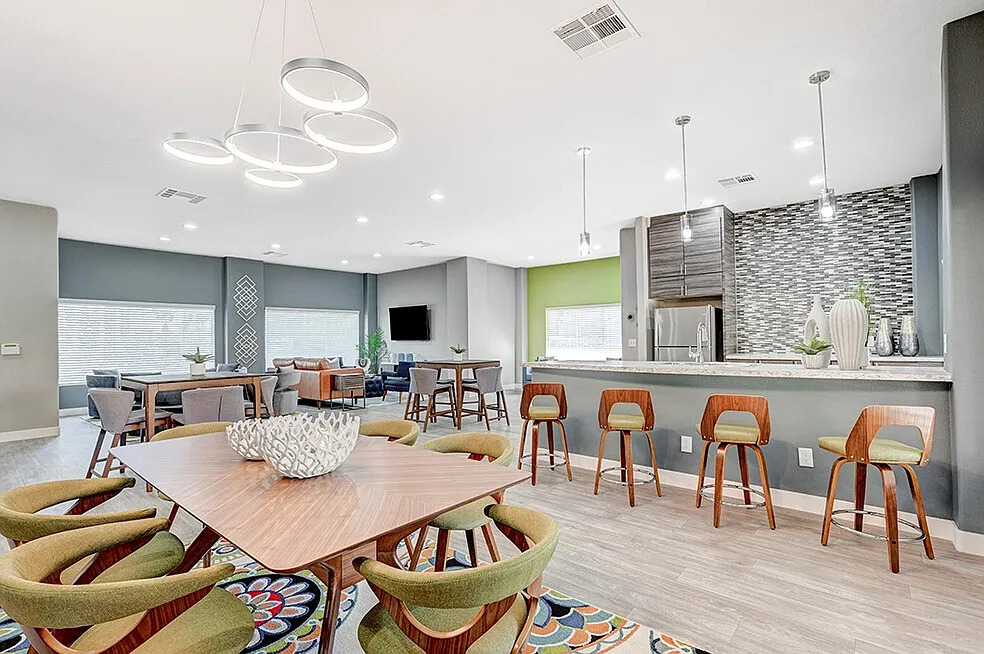Durango Canyon Apartments — Photo 2