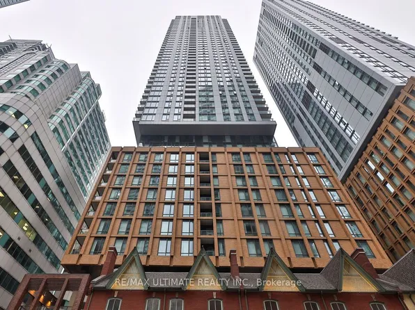8 Widmer St #515, Toronto, ON M5V 0W6