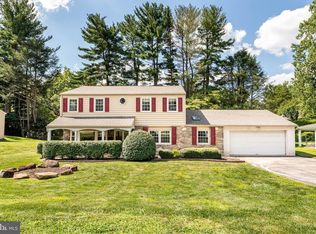 22 Barbara Ln, Havertown, PA 19083