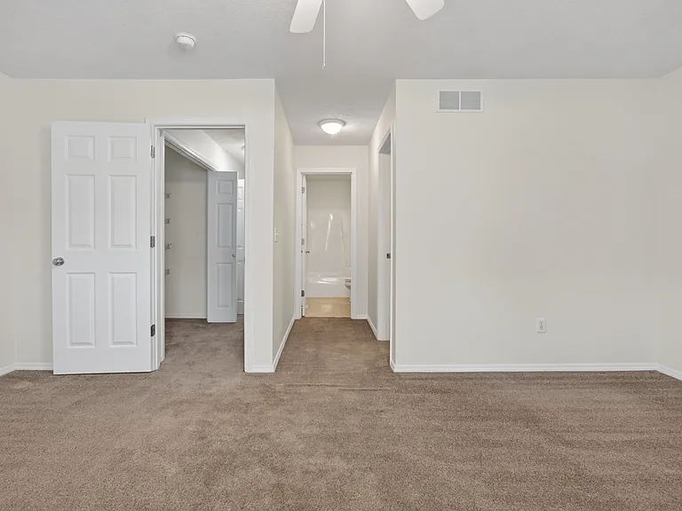 3 Ross Dr #6 — Photo 21