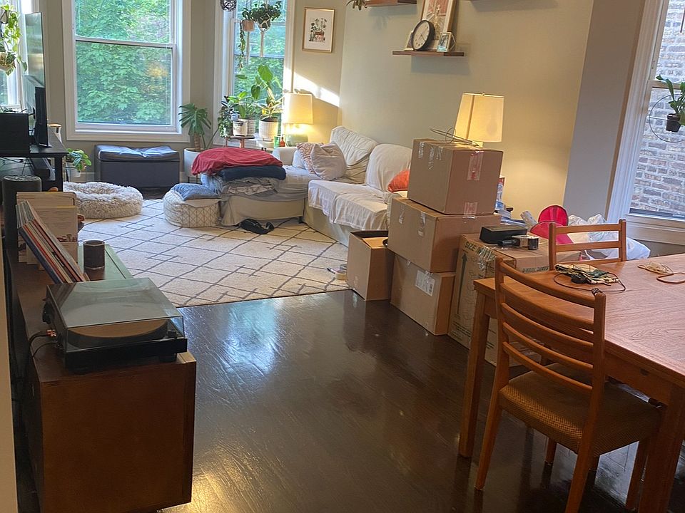 1st image of 1249 W Winnemac Ave APT 2