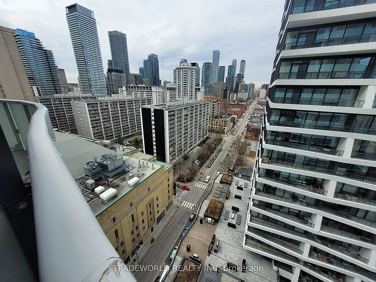 403 Church St #1806 — Photo 12