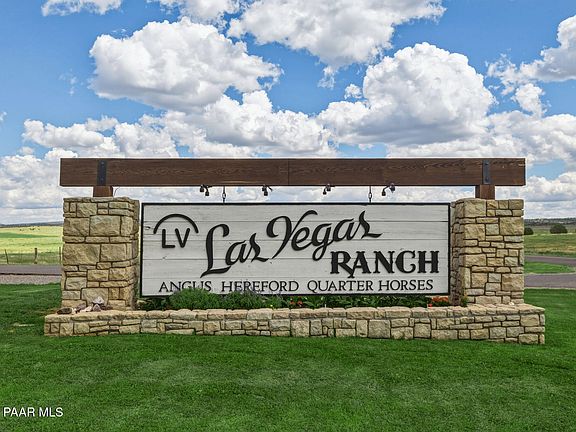2nd image of 1 N Las Vegas Rd