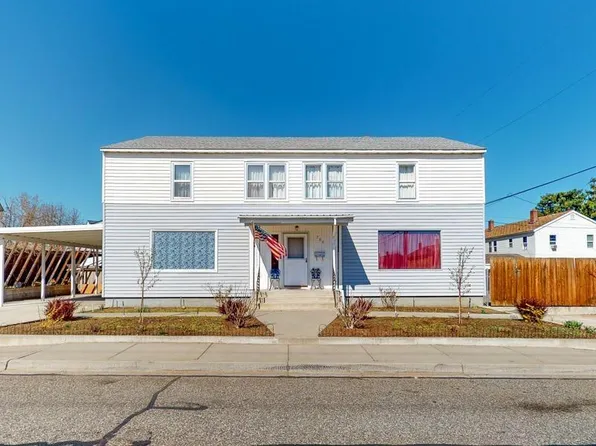 706 Torbett St, Richland, WA 99354