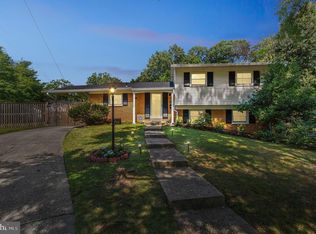 10430 Knollwood Ct, Hyattsville, MD 20783