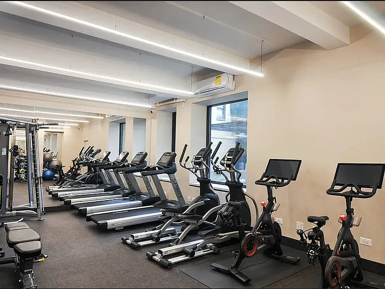85 4th Ave #7FF — Photo 12