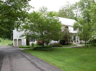 217 Branchville Rd, Ridgefield, CT 06877