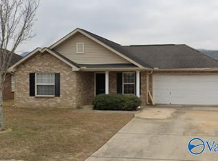 426 Wade Rd SE, Owens Cross Roads, AL 35763