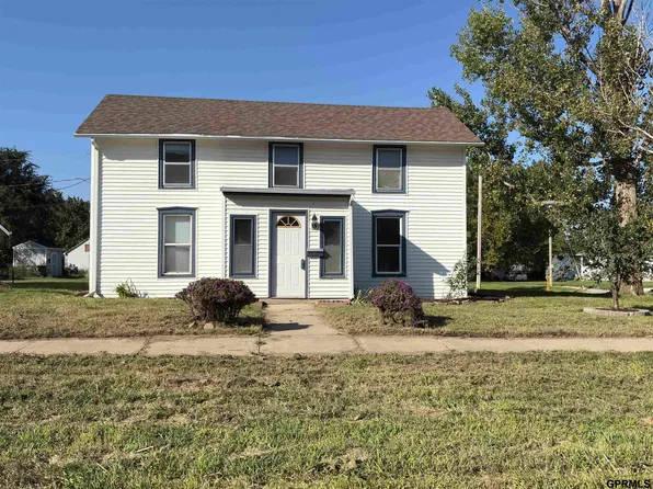 1704 State St, Blair, NE 68008