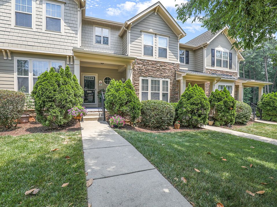 1st image of 109 Haybarn Ct