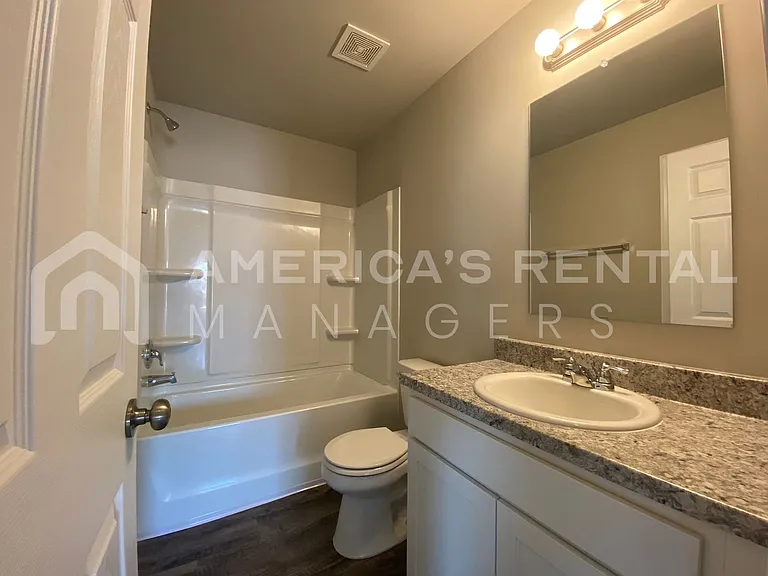 52 Cottage Ln — Photo 25