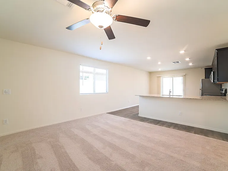 25832 W Samantha Way — Photo 4