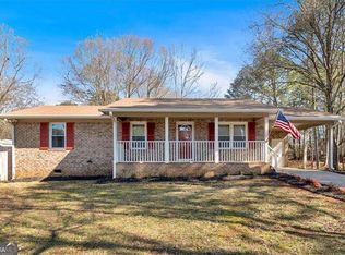 24 Pine Grove Rd, Cartersville, GA 30120