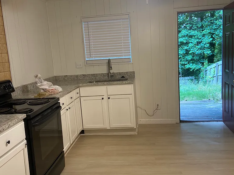 4155 Buckley Woods Dr — Photo 32