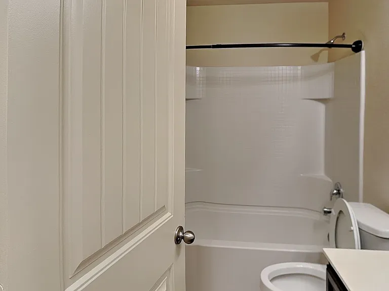 7605 Lake Vista Way — Photo 14