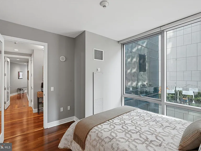 1414 S Penn Sq #-11A — Photo 16