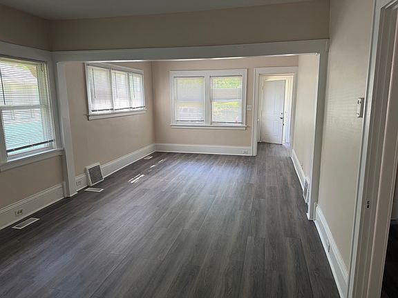 4th image of 1710 Newton Ave N #1710